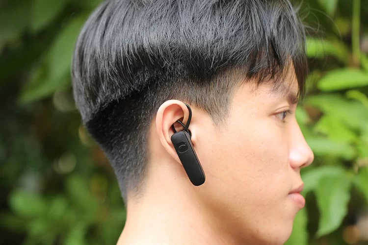 Hợp Thành Thịnh - Tai nghe Plantronics ML15