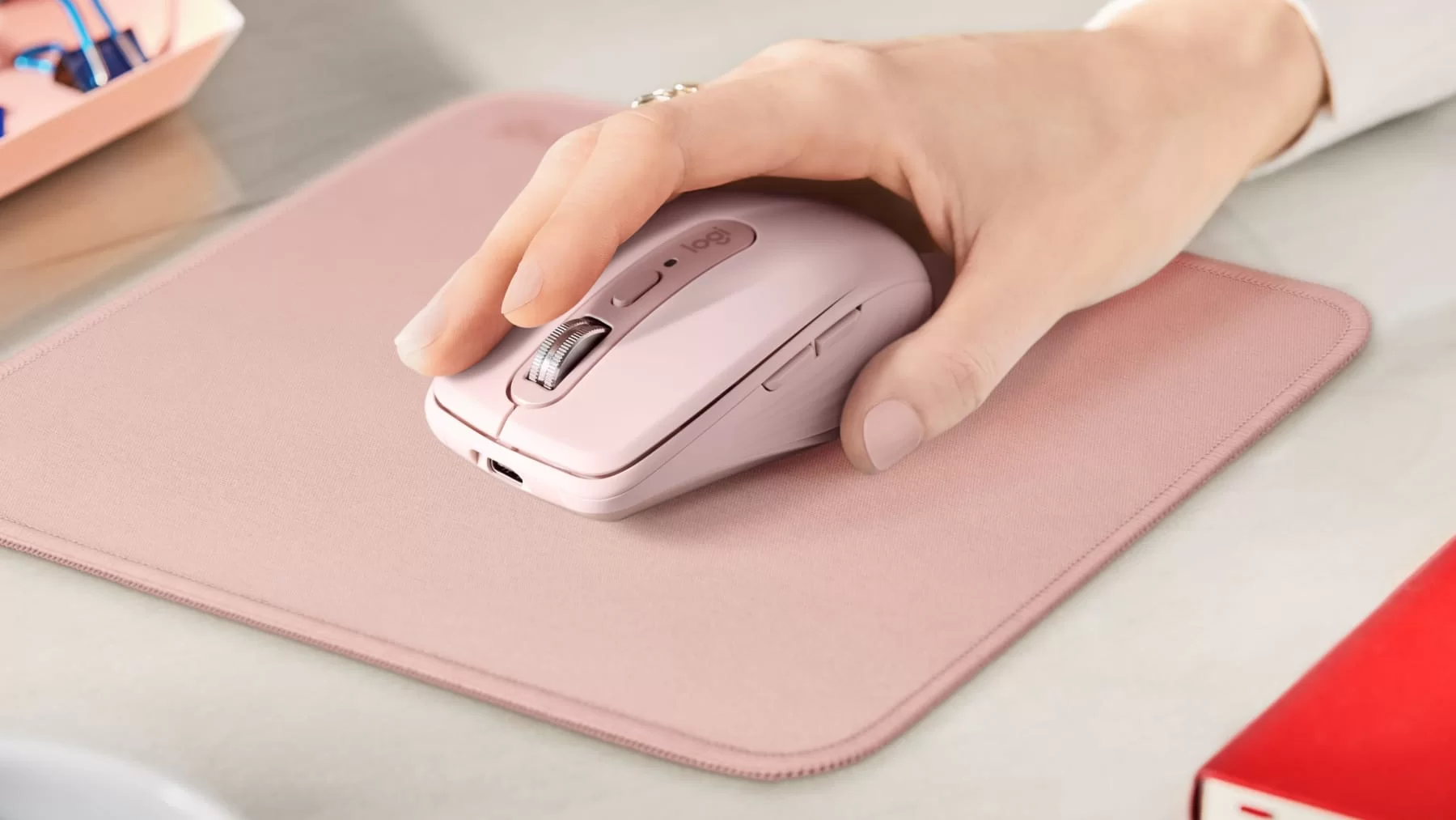 Bàn di chuột Logitech studio series - Xám (956-000034) 1