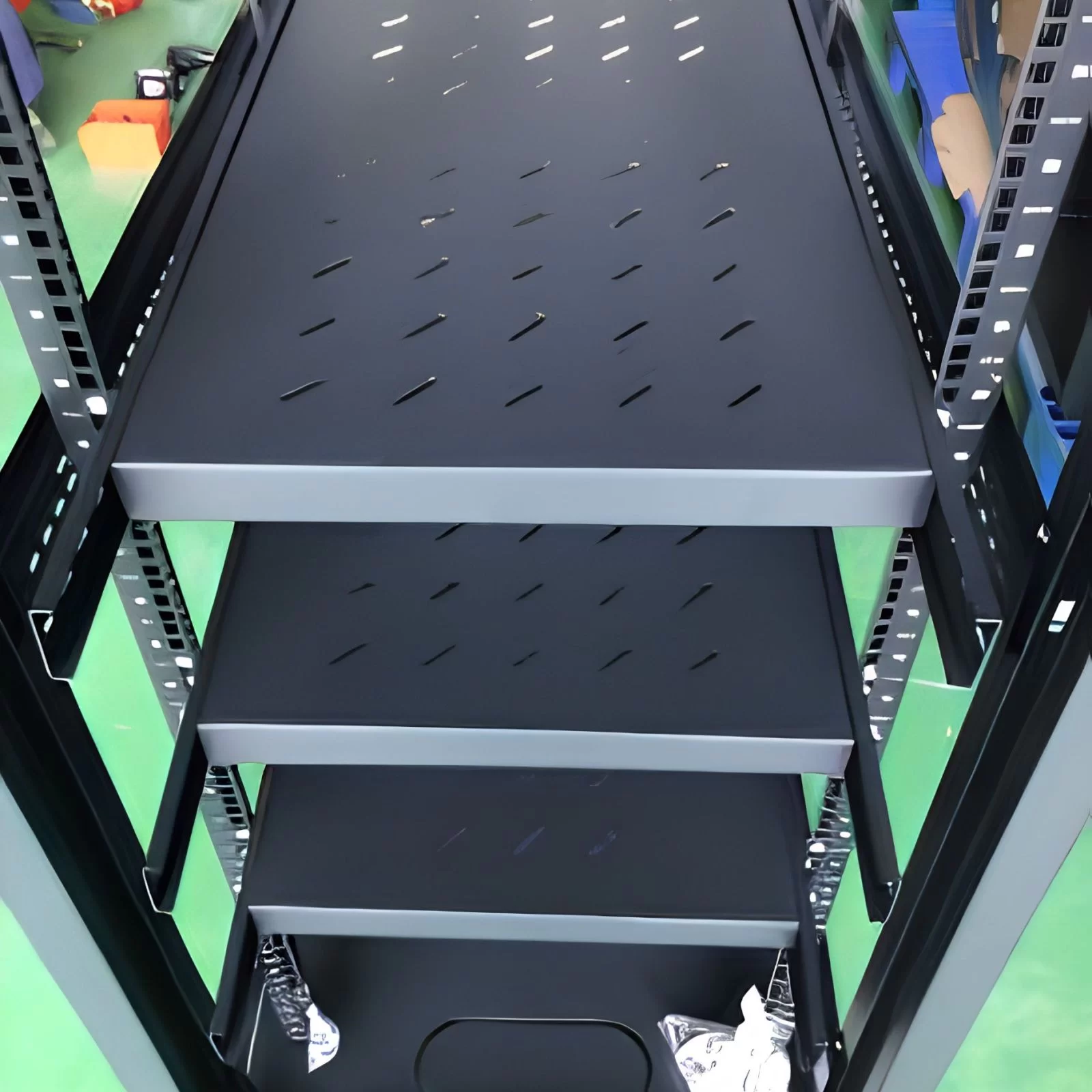 Thiết bị khay tủ rack HTT - Hợp Thành Thịnh
