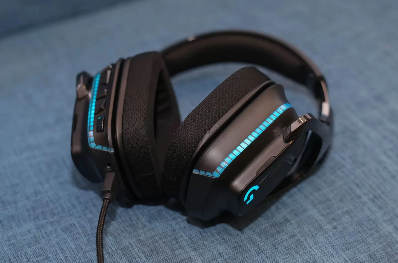 Hợp Thành Thịnh - Tai nghe Logitech G633S