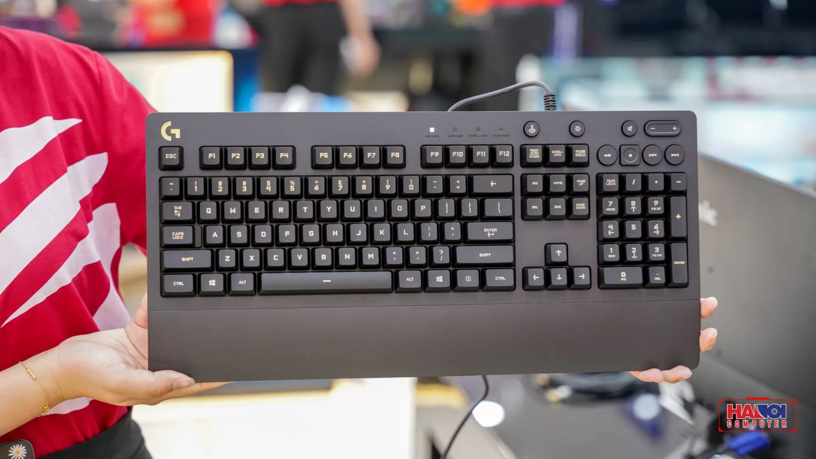 Bàn phím giả cơ Logitech G213 Prodigy RGB Gaming