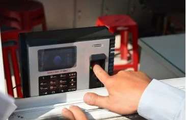 HỢP THÀNH THỊNH - dịch vụ lắp đặt máy chấm công giá rẻ uy tín