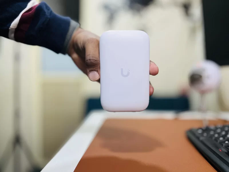 Hợp Thành Thịnh - Bộ phát WiFi 5 UniFi Swiss Army Knife (UK-Ultra)