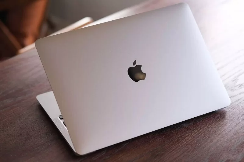 Có những lưu ý gì để chọn thương hiệu laptop phù hợp với sinh viên?