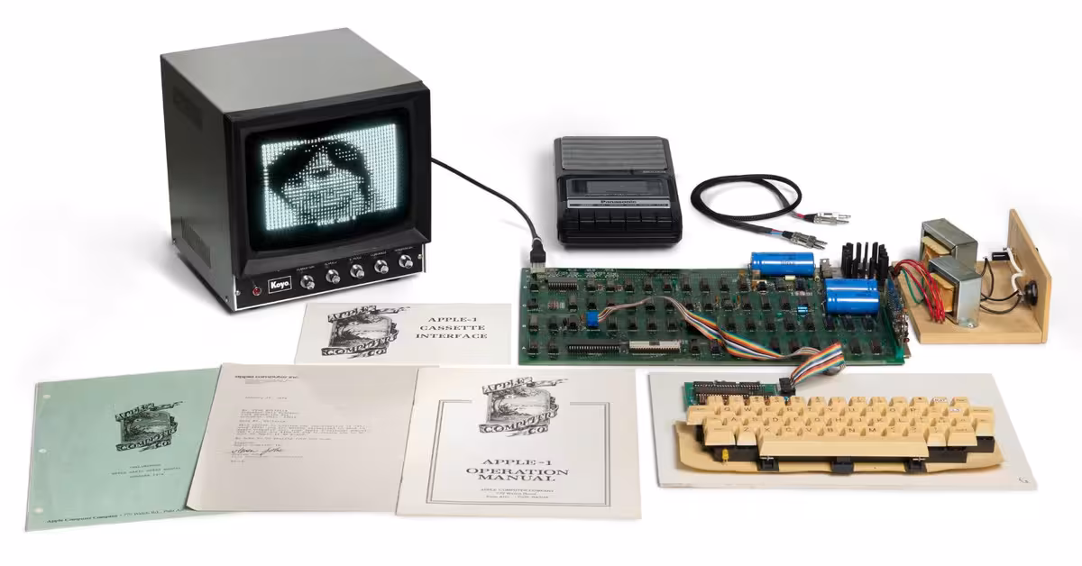Sức hút từ chiếc máy tính Apple-1 đầu tiên sắp đấu giá 21 tỷ đồng