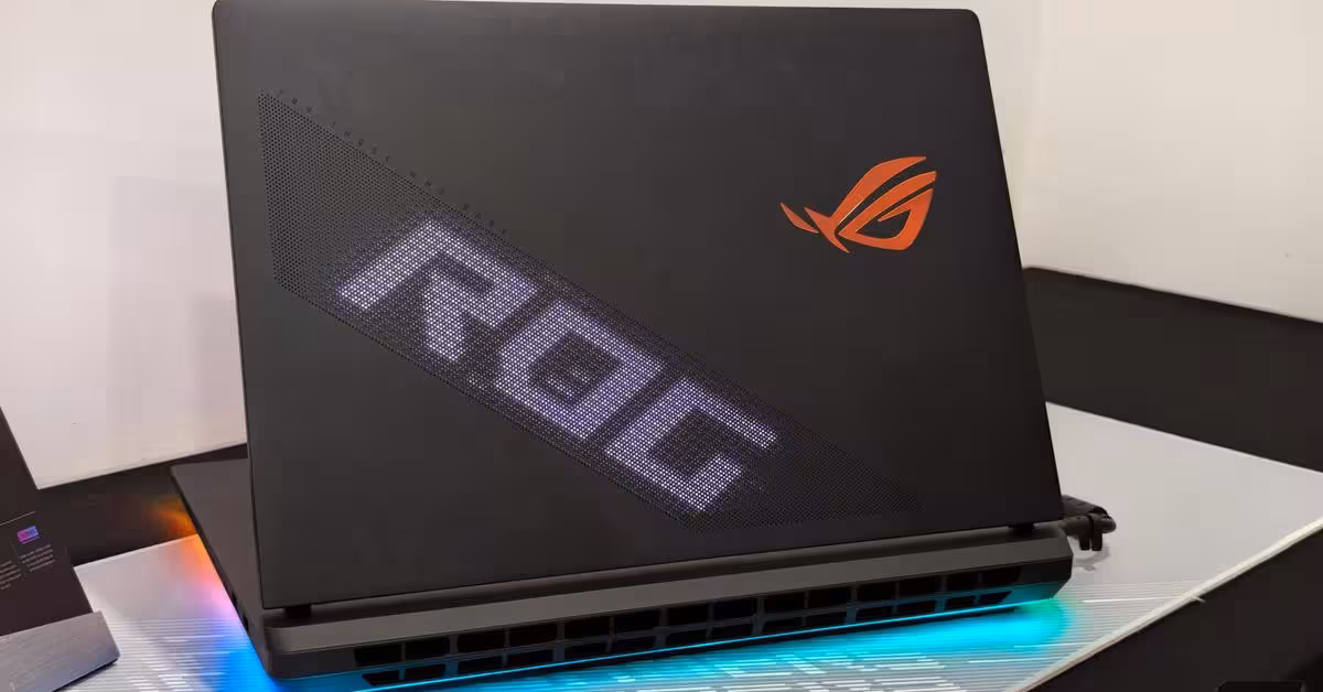 Đánh giá ROG Strix SCAR 18 (2026): Laptop gaming mạnh nhất lịch sử với màn hình 4K 240Hz