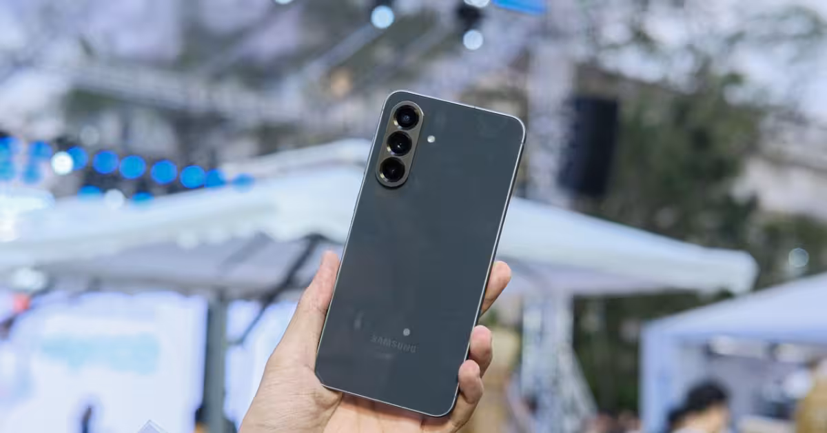 Samsung Galaxy A56 5G Giá Bao Nhiêu? Cập Nhật Bảng Giá Mới Nhất Tháng 6/2026