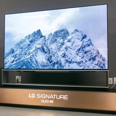 LG cân nhắc bán mảng TV: Bước ngoặt tái cấu trúc hay dấu chấm hết cho kỷ nguyên điện tử?