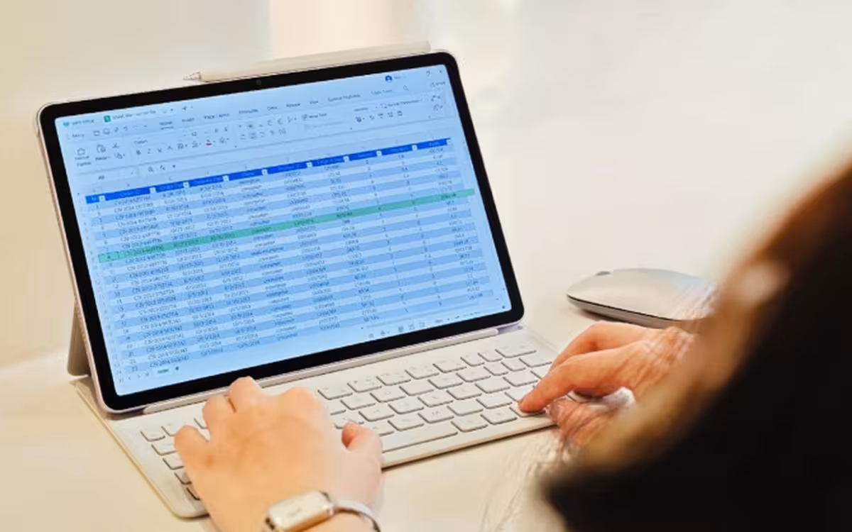 Giải pháp máy tính bảng thay thế iPad tối ưu chi phí cho mùa tựu trường