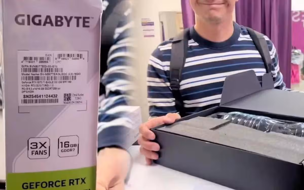 Cảnh báo lừa đảo khi mua card đồ họa cao cấp: Bài học từ sự cố tráo hàng
